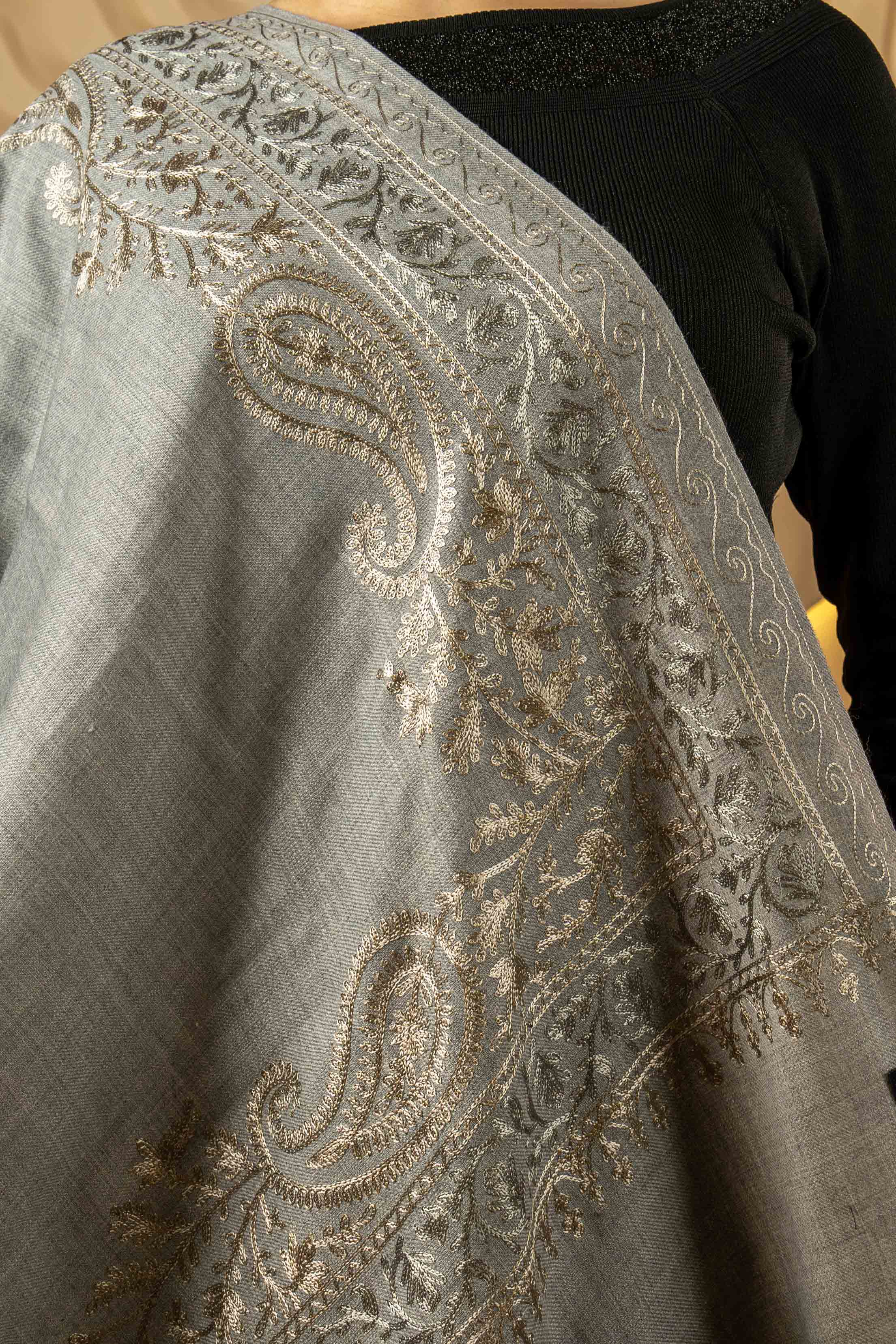 Aari Embroidered Light Grey Poly Wool Stole For Women